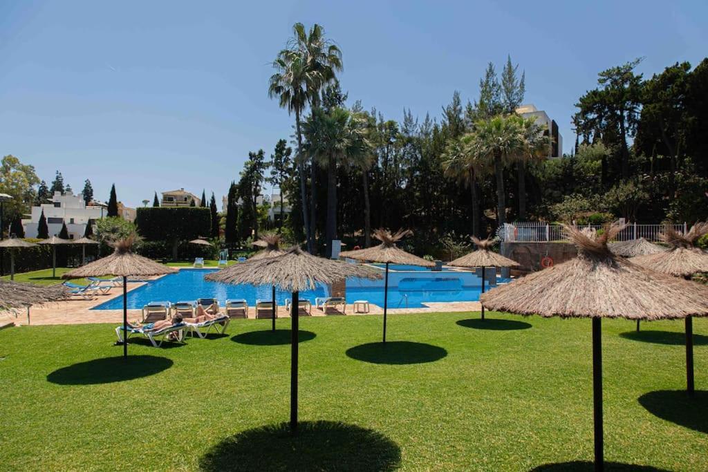Awesome Apartment In Golden Mile/2Bed/Senorio Marb Marbella Kültér fotó